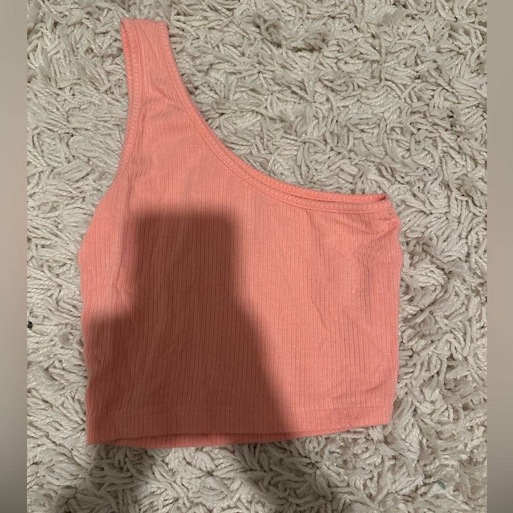 Amazon top size small salmon color
